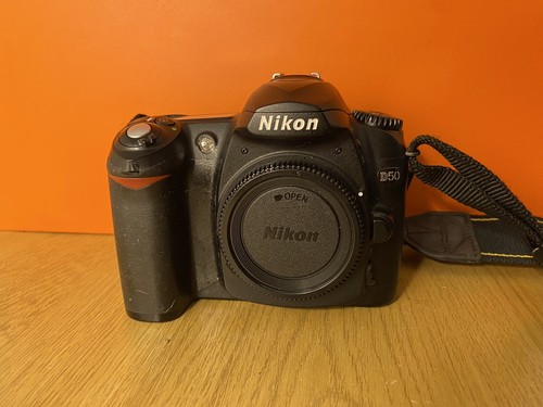 Nikon d50 1mp digital - nikon,