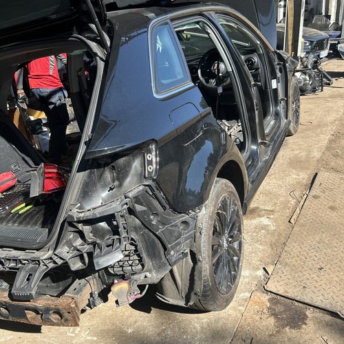 Breaking audi hatch - a3, 8v