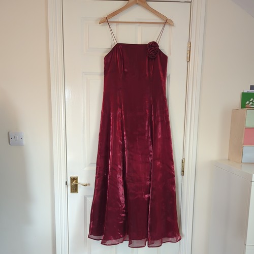 Debut burgundy maxi evening
