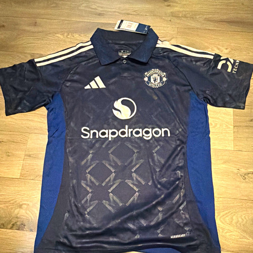 Adidas manchester united away - manchester,