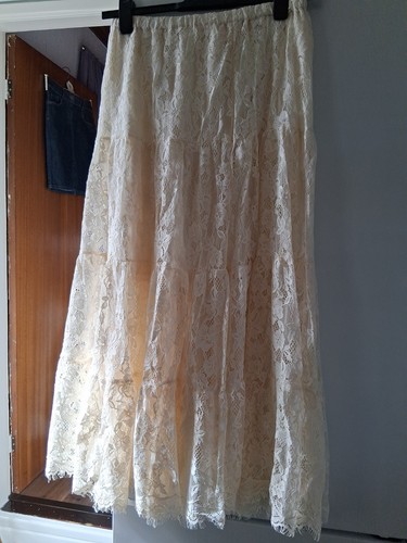 Ladies lace skirt s size - skirt,