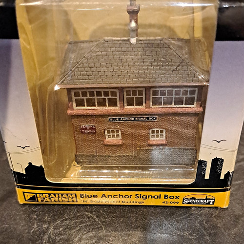 Graham farish scenecraft - graham,