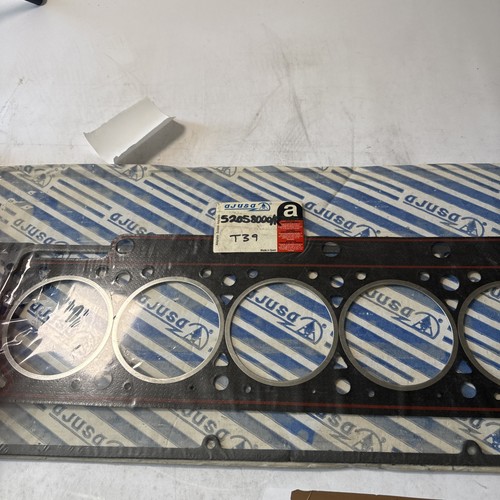 Cummins cylinder head - cummins,