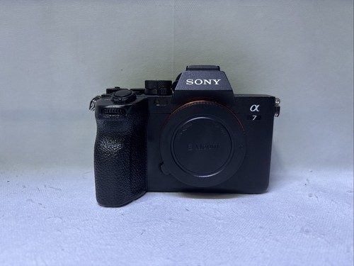 Sony alpha ilce 7m4 - sony,