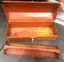 VTG RED METAL TOOLBOX