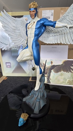 Angel exclusive comiquette - exclusive,