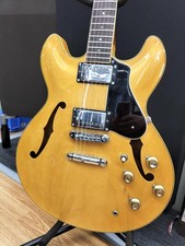 YAMAHA SA700 Semi-Acoustic