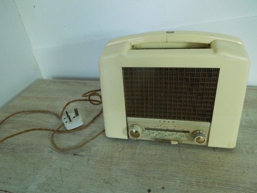 Bakelite ekco valve radio - ekco,