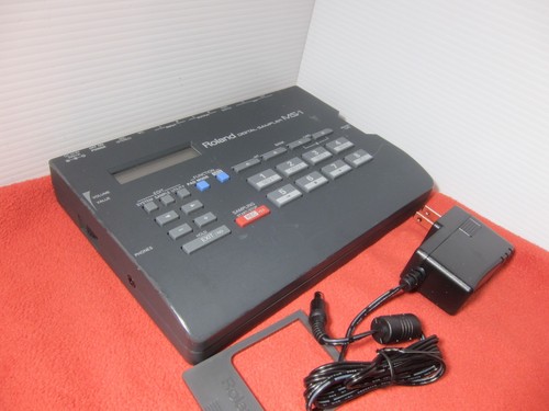 Roland digital sampler 8 - digital,