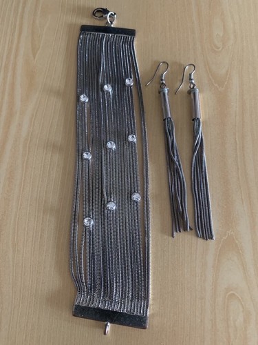 Bracelet and earrings set - and,