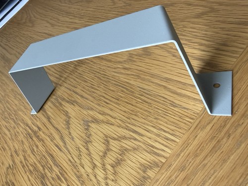 Shovel mounting bracket - shovel,