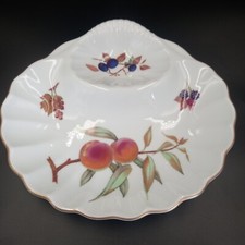 large Royal Worcester Evesham shell shaped fruit decorated section serving bowl