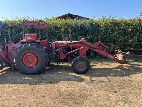 Massey ferguson tractor - ferguson, 65