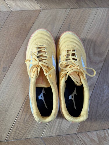 Mizuno yellow trainers uk6 - mizuno,
