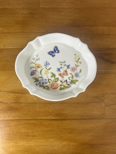 Vintage aynsley cottage - vintage, garden