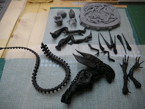 Large alien queen diorama - alien,