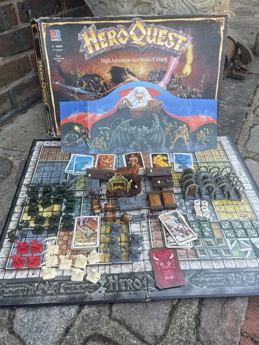 Vintage hero quest board game - quest,
