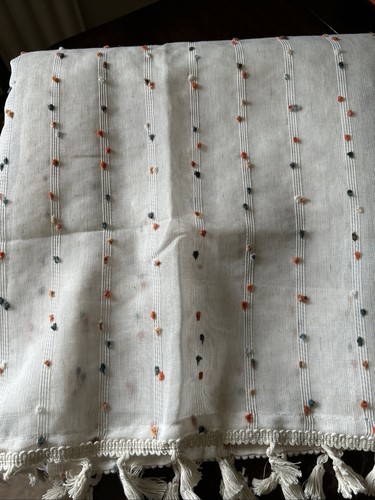 Spotty net curtain suit a - curtain;,