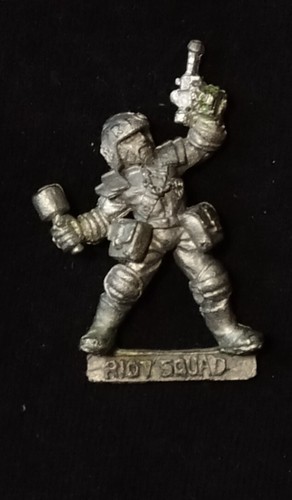 Judge dredd 1985 rare - dredd, v