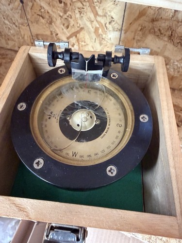 Vintage saura hand bearing - saura,