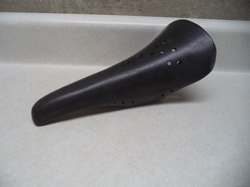 Schwinn predator bmx seat - schwinn,