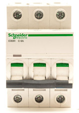 SCHNEIDER A9F54306 C6 MCB 6
