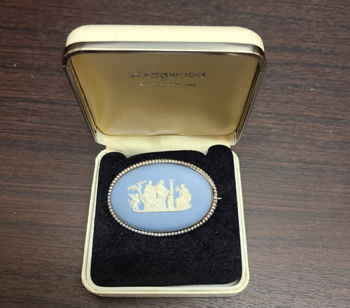 Wedgwood blue jasperware - blue,