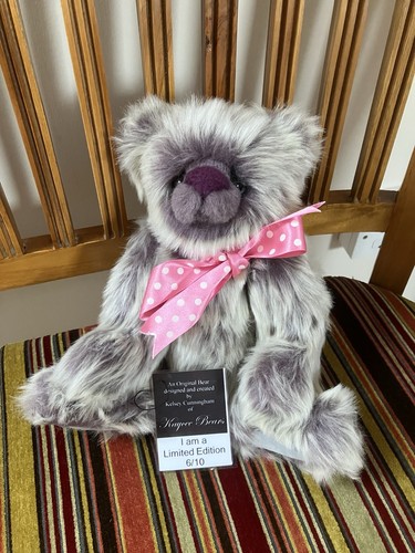 Kaycee bears lily ltd - kaycee, lily.