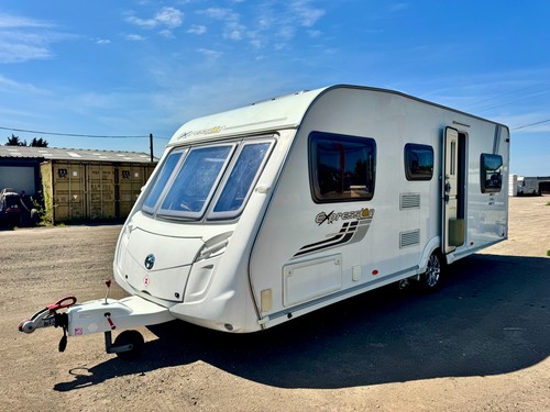Spacious berth excellent - berth, |
