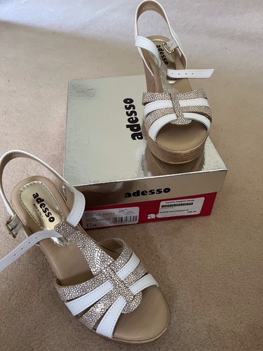 Pair italian sandals - italian, by