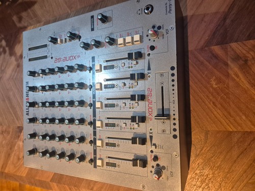 Allen heath xone 62 - &,