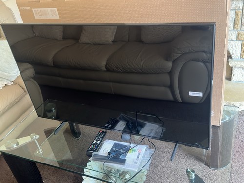 Samsung 2024 du7110 - 2024, 43”