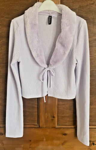 Light purple lilac - purple, ribbed