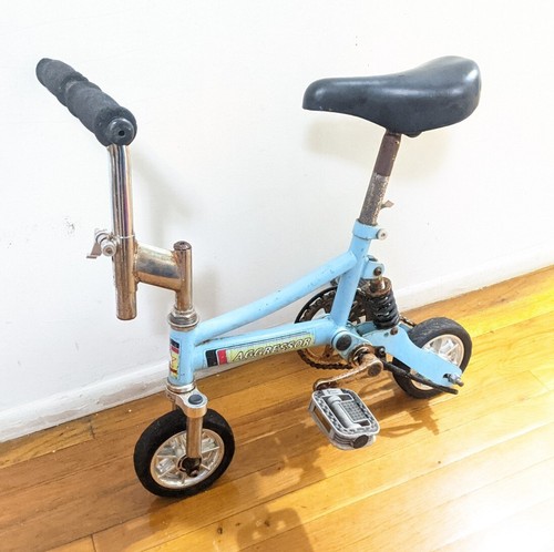 Vintage blue aggressor - blue,