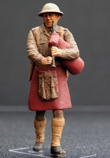 1/35 WW2 Scottish Infantry with Bagpipes - Built and Painted