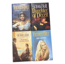 Victoria Holt Hardback Book