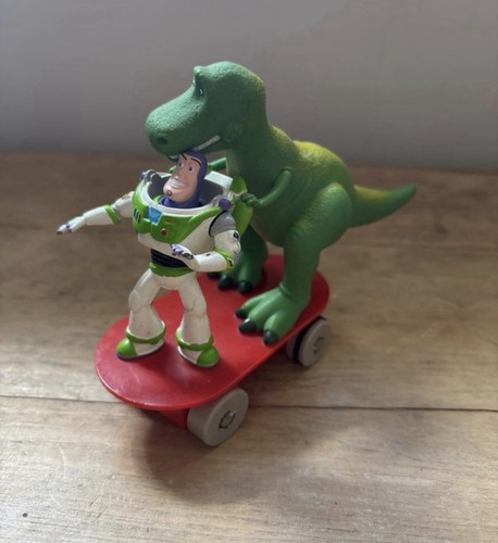 Disney pixar buzz lightyear - disney,