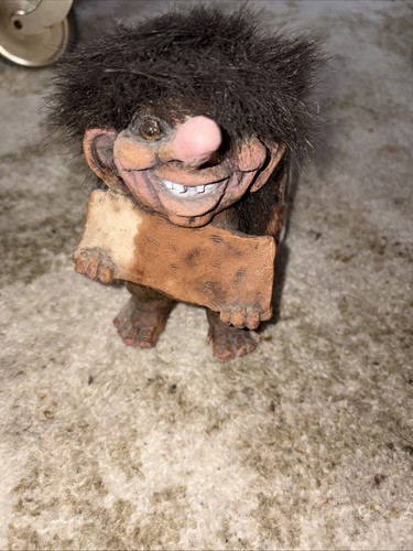 Nyform troll norwegian - troll,