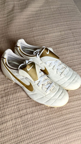 Rare 2005 nike tiempo - 2005,