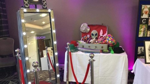 Magic mirror photobooth - photobooth, hire
