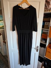 KIM & CO Petite Black V Neck