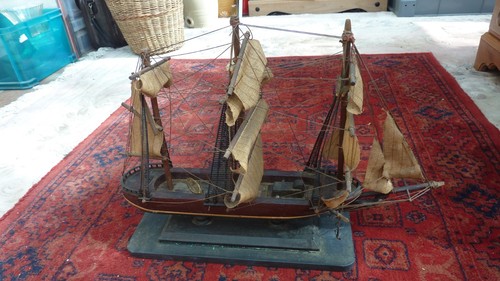 Vintage wooden model mast - model,