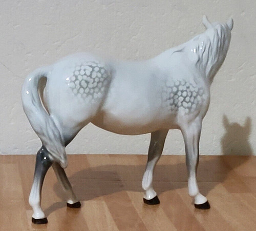 Beswick mare head down facing - down,
