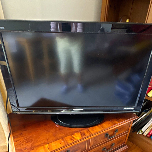 Panasonic l32 5in lcd - tx-l32,
