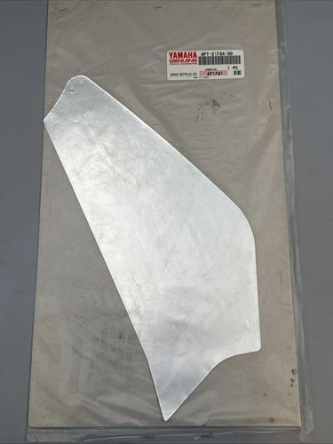 Yamaha insulator side cover - insulator,,