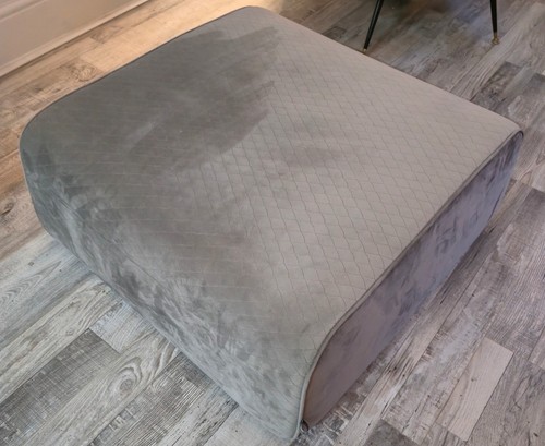 Dwell footstool velvet used - -,