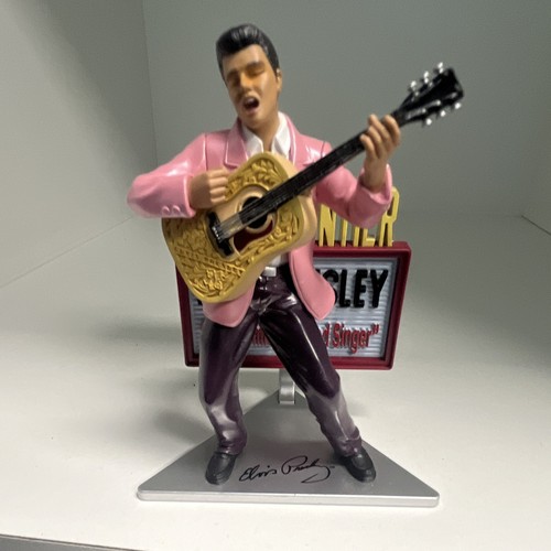 Elvis presley guitar player - elvis,