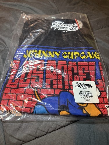 Johnny cupcakes snoop dog - johnny,