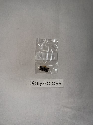 Supreme one two you pin - supreme,