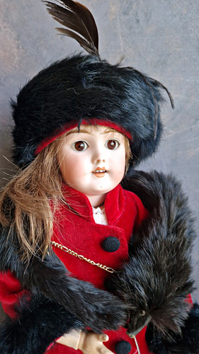 Magnificent antique bisque - 17"magnificent,